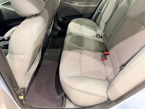 Used 2012 Hyundai Sonata GLS FWD image 32