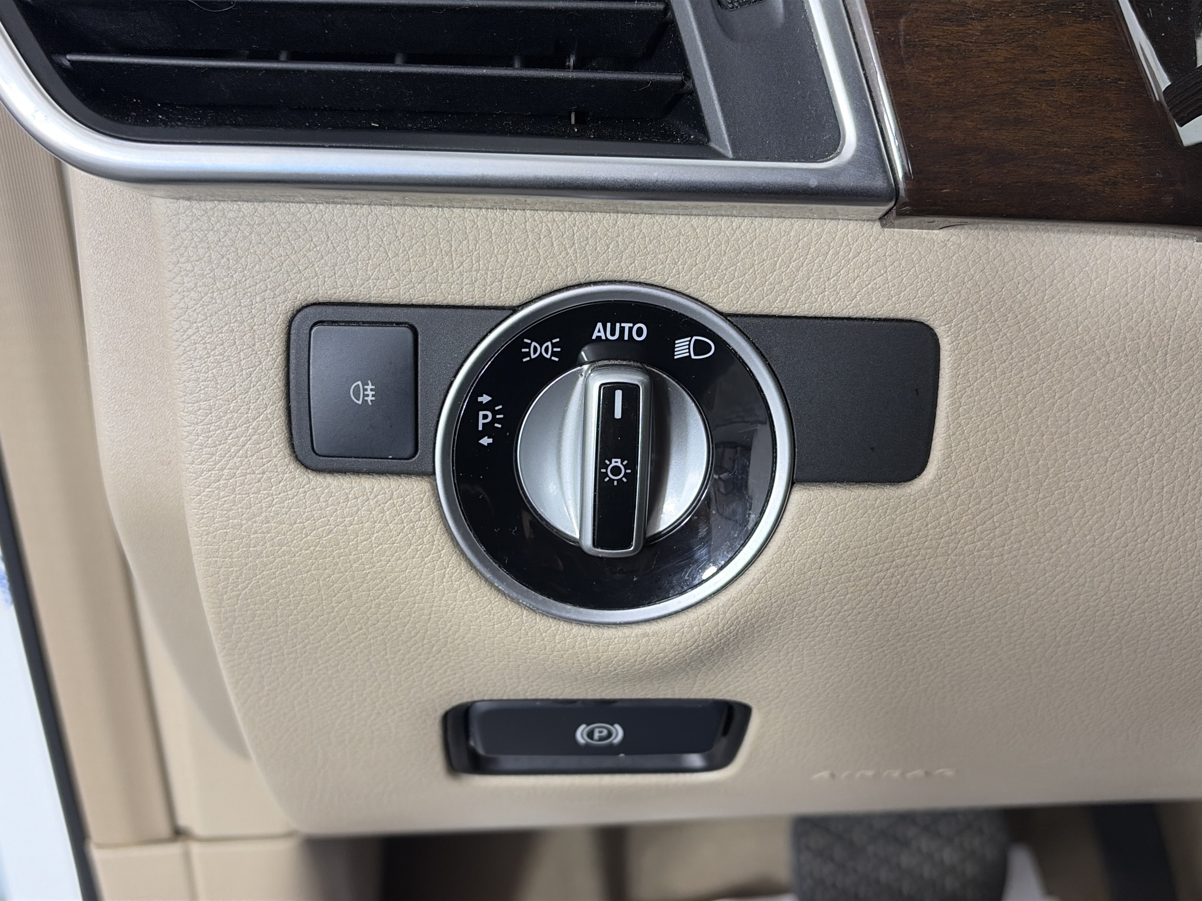 Used 2013 Mercedes-Benz GL 450 4MATIC image 31