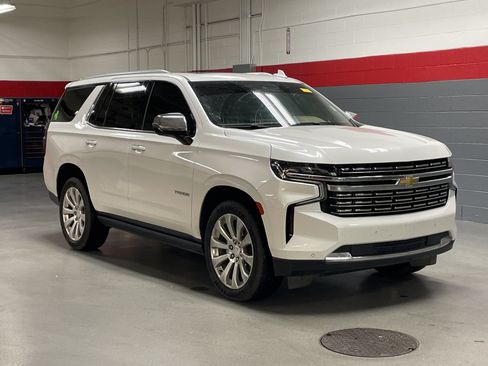 Used 2023 Chevrolet Tahoe Premier AWD/4WD image 2