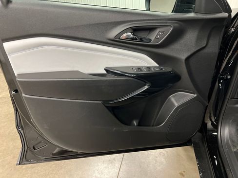 New 2026 Chevrolet Trax LT w/ Driver Confidence Package FWD image 15