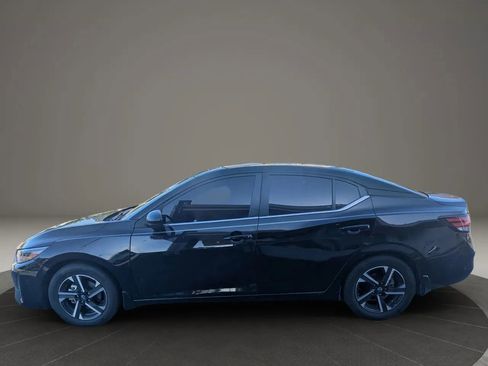 Used 2025 Nissan Sentra SV w/ Trunk Package FWD image 3