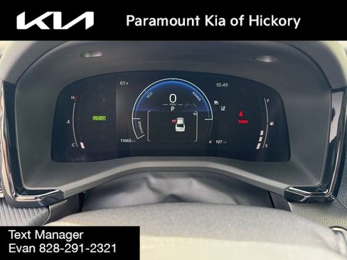 Used 2025 Toyota Camry SE w/ Multimedia Upgrade Package FWD image 30