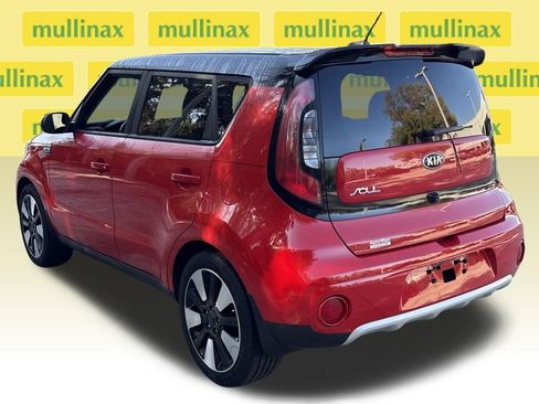 Used 2017 Kia Soul + w/ Designer's Package image 9