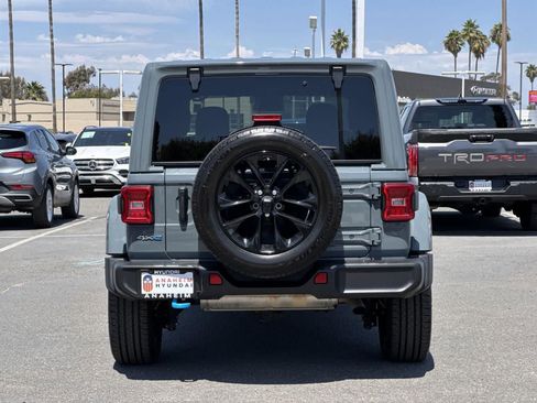 Used 2024 Jeep Wrangler Sahara image 4