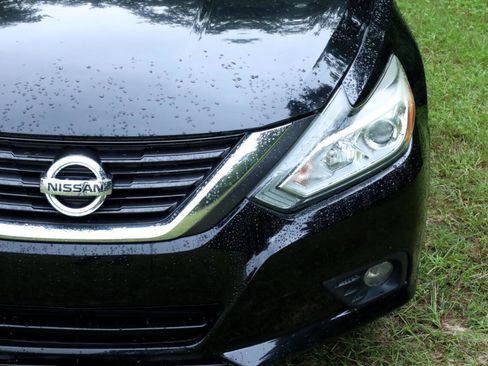Used 2016 Nissan Altima 2.5 SV image 25