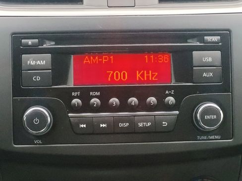 Used 2017 Nissan Sentra S image 25