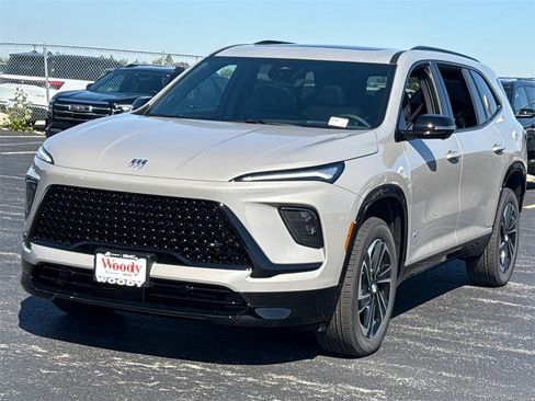 New 2026 Buick Enclave Sport Touring w/ Power Package image 4