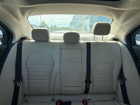 Used 2016 Mercedes-Benz C 300 4MATIC Sedan image 18