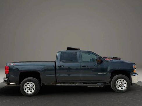 Used 2019 Chevrolet Silverado 2500 W/T w/ WT Convenience Package AWD/4WD image 8