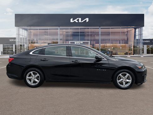 Used 2016 Chevrolet Malibu LS image 3