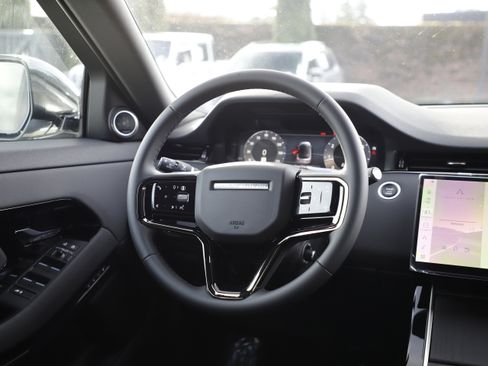 New 2025 Land Rover Range Rover Evoque Dynamic SE AWD/4WD image 15