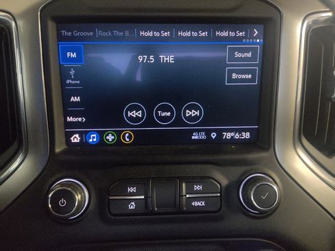 Used 2021 Chevrolet Silverado 1500 LT RWD image 25