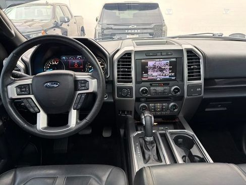 Used 2015 Ford F150 Platinum w/ Equipment Group 701A Luxury AWD/4WD image 22