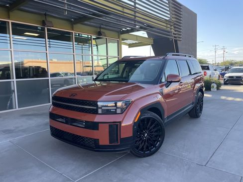 Used 2024 Hyundai Santa Fe Calligraphy image 1