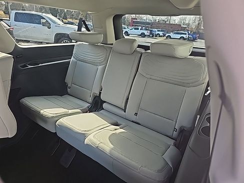 New 2026 Ford Expedition Max Platinum image 15