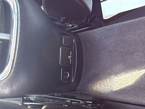 Used 2017 Chevrolet Malibu LT w/ Leather Package image 25