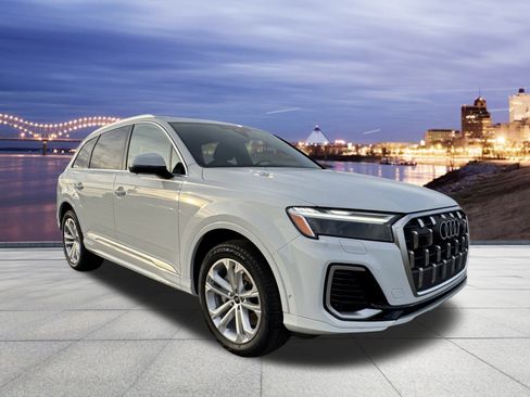 Certified 2025 Audi Q7 3.0T Premium Plus w/ Premium Plus Package image 4