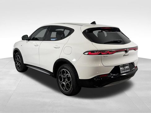 Used 2024 Alfa Romeo Tonale Ti w/ Active Assist Package AWD/4WD image 9
