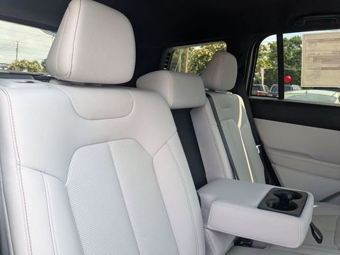 New 2026 Jeep Cherokee Limited AWD/4WD image 30