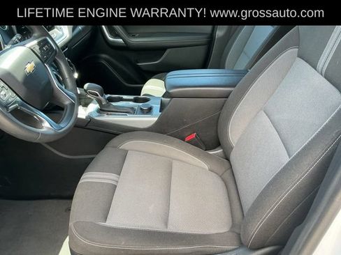 Used 2025 Chevrolet Blazer LT AWD/4WD image 10