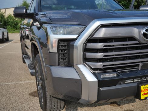 Certified 2025 Toyota Tundra Limited AWD/4WD image 16