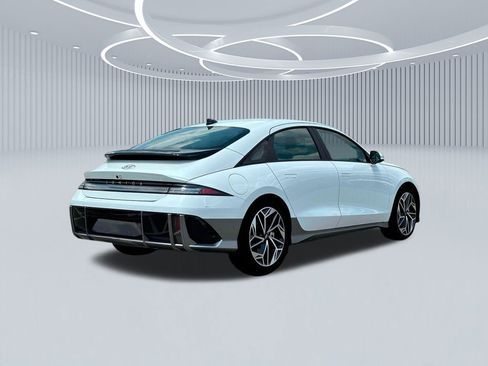 New 2025 Hyundai Ioniq 6 SEL image 7