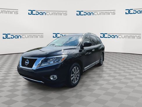 Used 2015 Nissan Pathfinder SL image 4