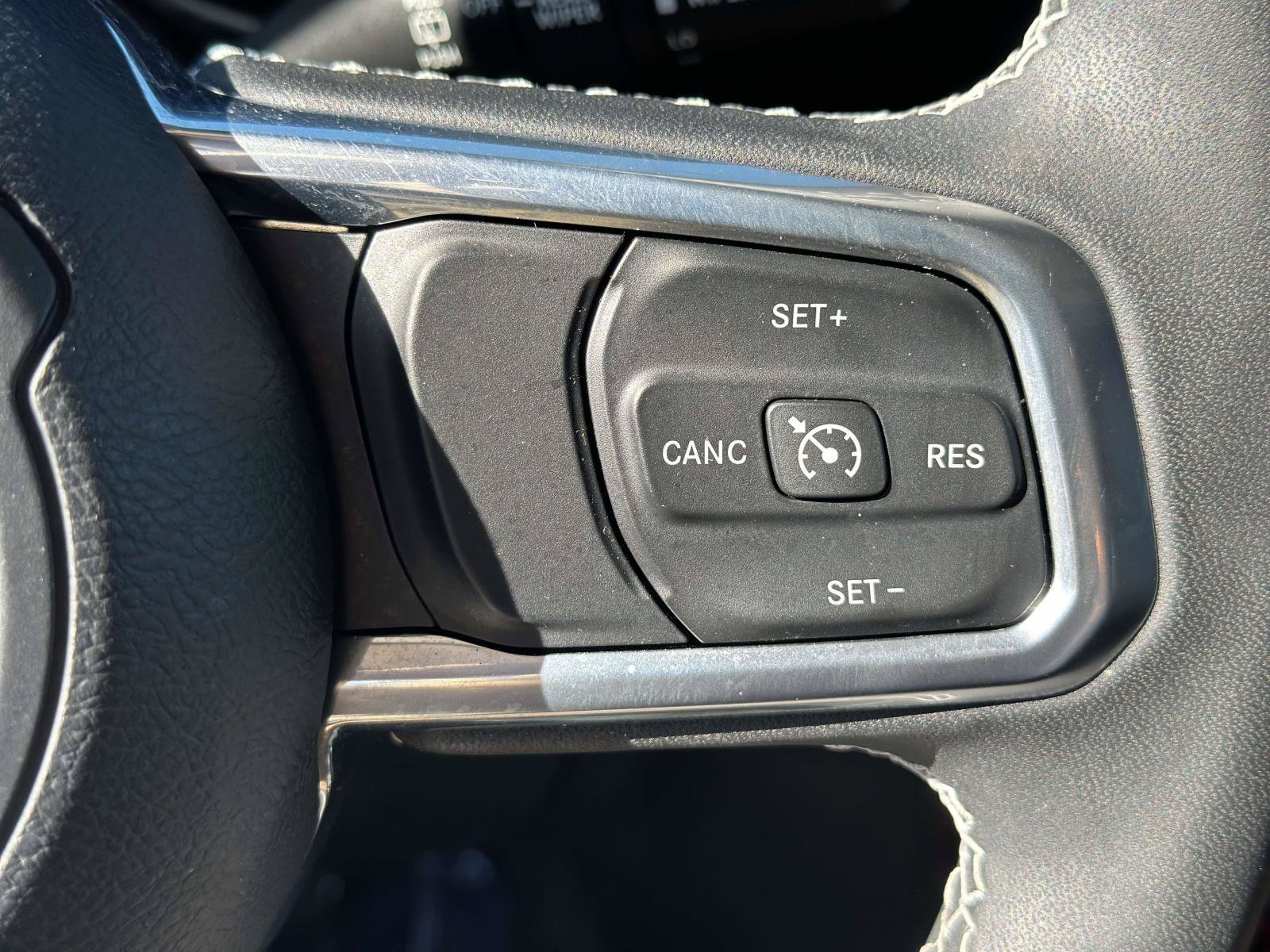 Used 2023 Jeep Wrangler Unlimited Rubicon 4xe AWD/4WD image 18
