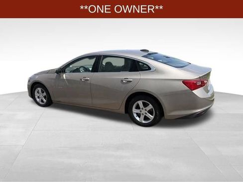 Used 2022 Chevrolet Malibu LS w/ Driver Confidence Package FWD image 4
