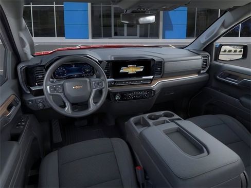 New 2024 Chevrolet Silverado 1500 LT AWD/4WD image 6