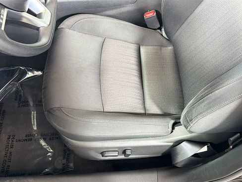 Used 2024 Nissan Altima 2.5 SV FWD image 19