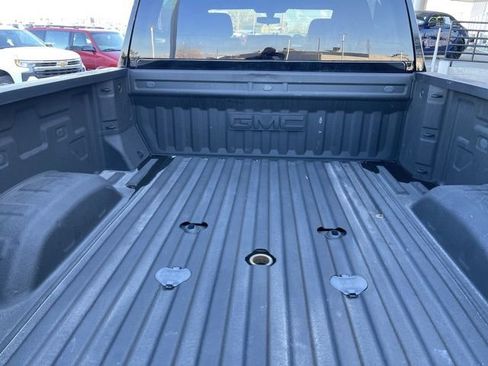 Used 2022 GMC Sierra 3500 SLE w/ SLE Value Package image 17