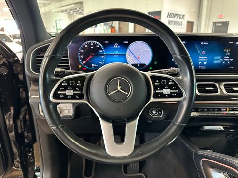 Used 2020 Mercedes-Benz GLE 350 w/ Premium Package image 16