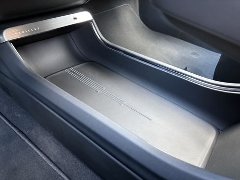 New 2026 Cadillac Lyriq V image 27