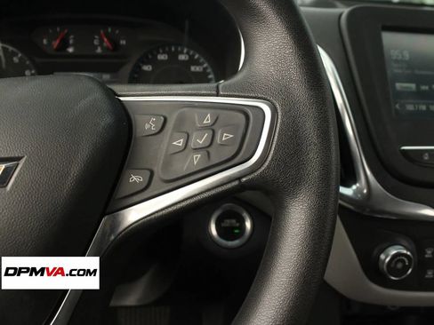 Used 2018 Chevrolet Equinox LS FWD image 31