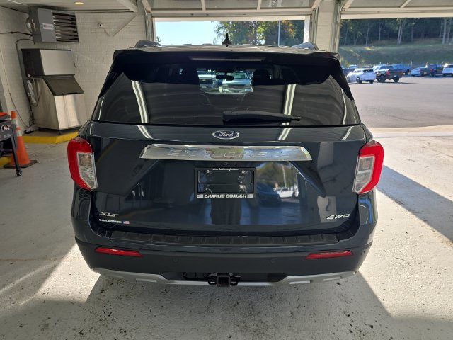 Used 2023 Ford Explorer XLT w/ Equipment Group 202A AWD/4WD image 4