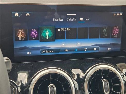 New 2026 Mercedes-Benz GLA 250 GLA 250 image 8