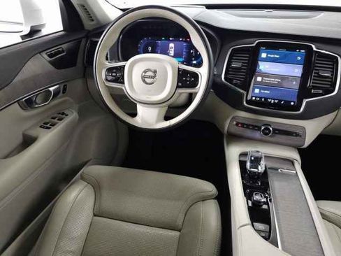 Certified 2023 Volvo XC90 B6 Ultimate w/ Protection Package Premier image 20