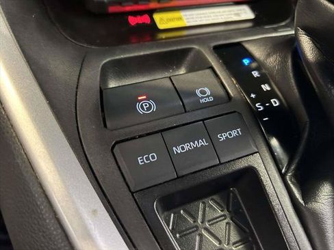 Certified 2024 Toyota RAV4 XLE w/ Convenience Package FWD image 22