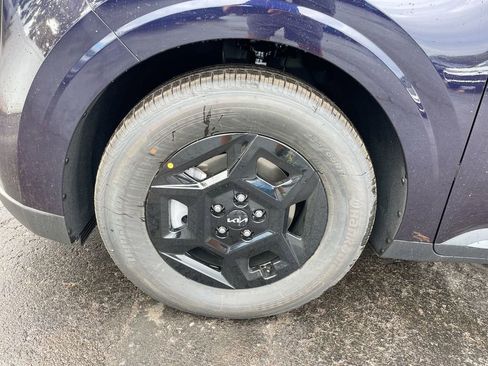 Used 2026 Kia Carnival image 36