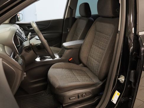 Certified 2024 Chevrolet Equinox LT image 3