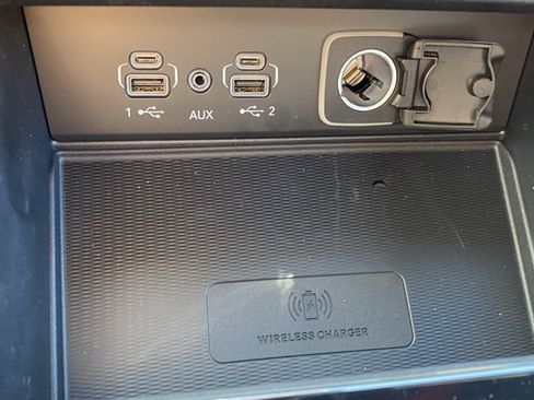 New 2025 Jeep Grand Cherokee Altitude w/ Trailer Tow Package image 22