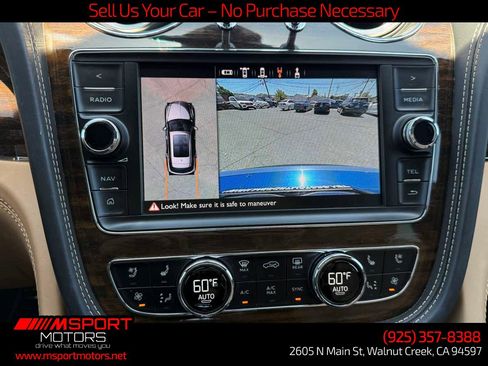 Used 2019 Bentley Bentayga AWD/4WD image 27