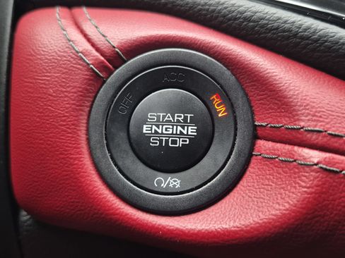 Used 2021 Dodge Durango R/T w/ Blacktop Package AWD/4WD image 16