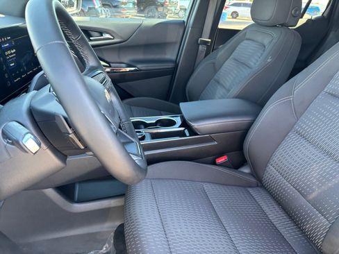 Used 2026 Chevrolet Equinox LT w/ Safety and Technology Package image 23