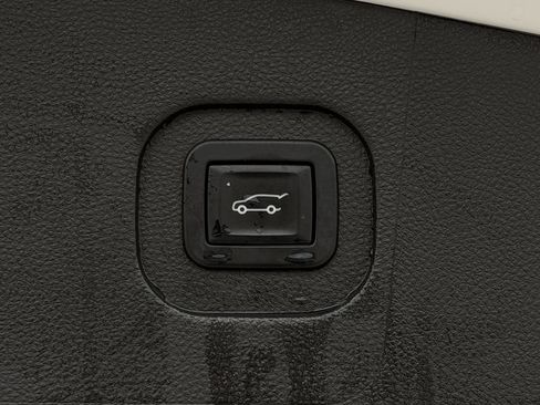 Used 2015 GMC Terrain Denali w/ Cargo Package AWD/4WD image 29