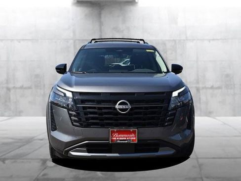 New 2026 Nissan Pathfinder SL w/ SL Premium Package AWD/4WD image 4