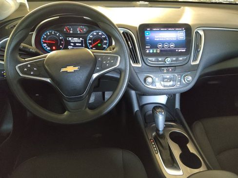 Used 2020 Chevrolet Malibu LS FWD image 22