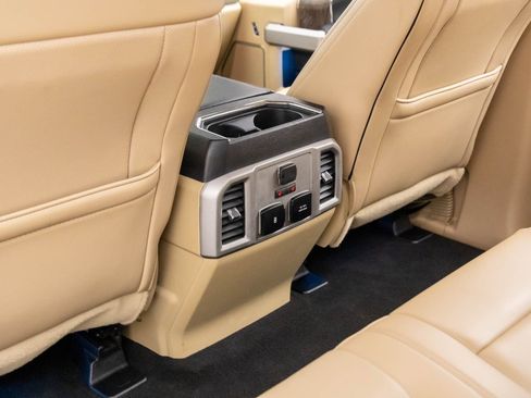 Used 2019 Ford F350 Lariat w/ Lariat Ultimate Package AWD/4WD image 16