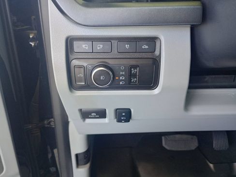 Used 2024 Ford F250 Limited w/ FX4 Off-Road Package AWD/4WD image 17